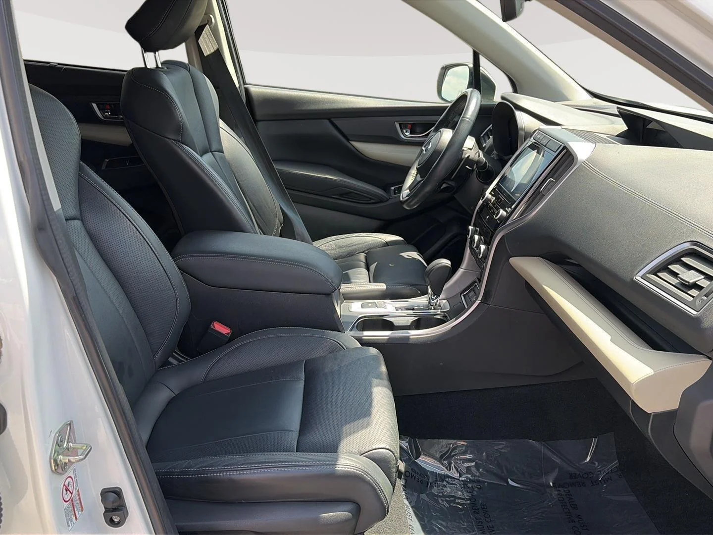 Used 2019 Crystal White Pearl Subaru Limited image 22