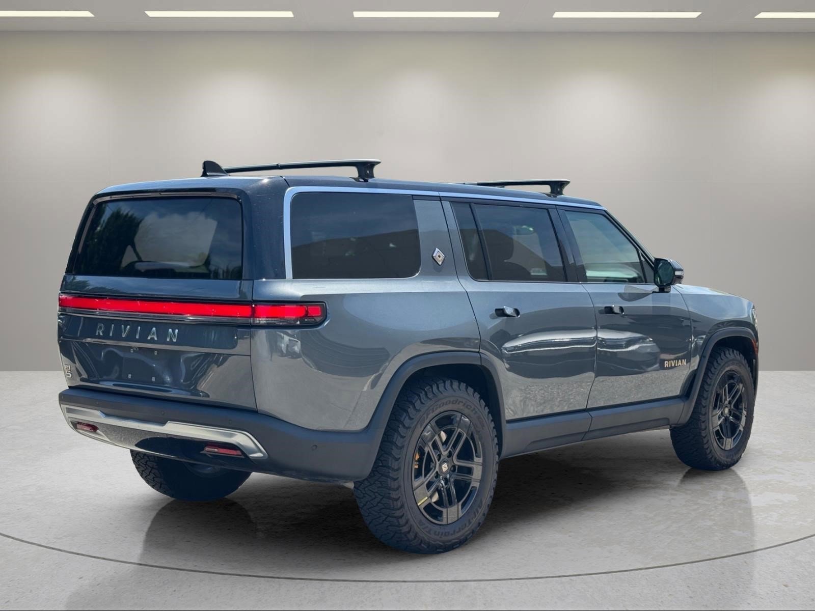 Used 2022 El Cap Granite Rivian Launch Edition image 5