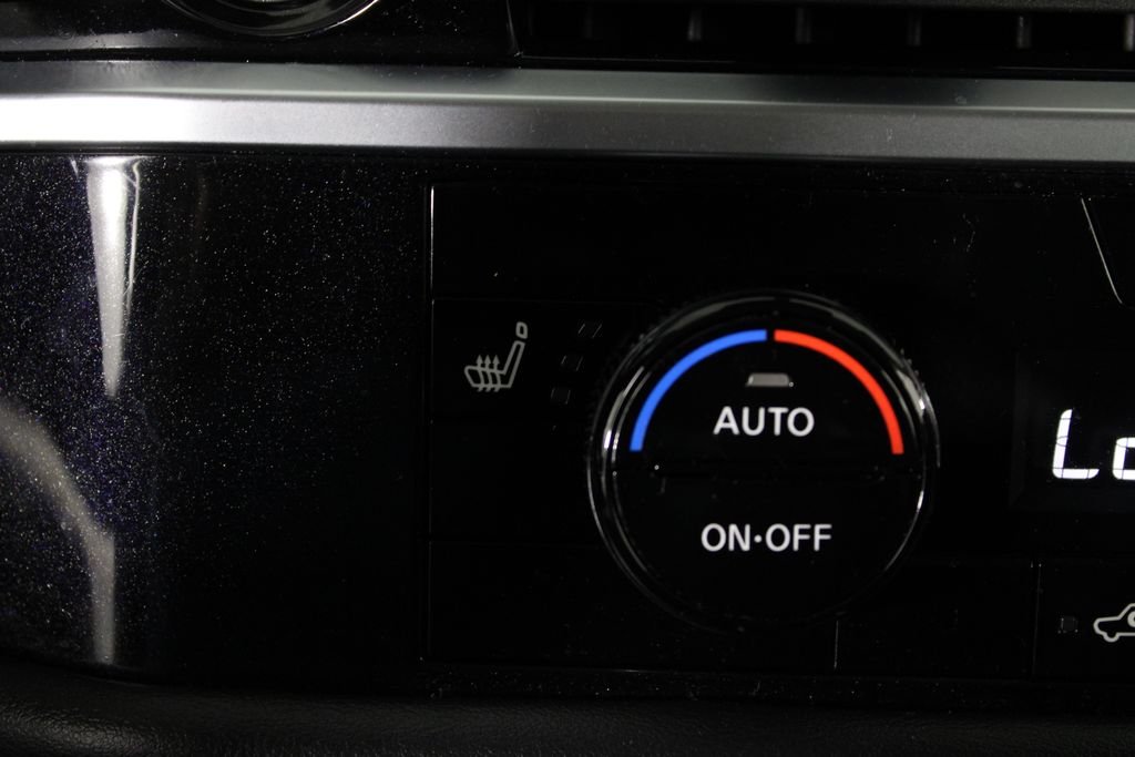 2024 Nissan Pathfinder SV - Photo 24