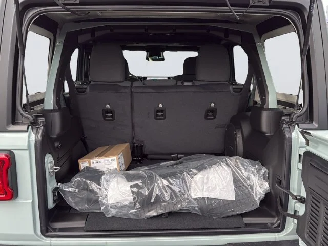 New 2027 Earl Clear-Coat Paint Jeep Sport S image 31
