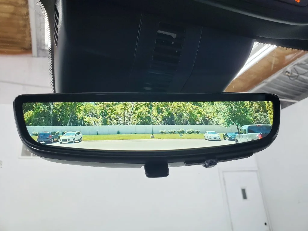 New 2026 Summit White GMC Elevation image 20