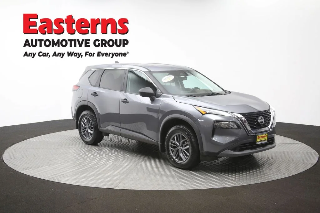 Used 2023 Gray Nissan S image 51