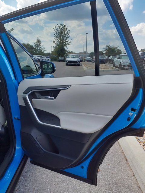 2019 Toyota RAV4 XLE Premium - Photo 20