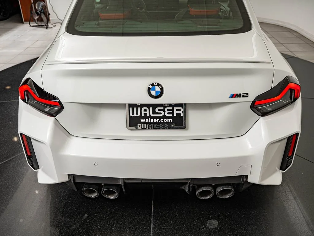 Used 2025 Alpine White BMW  image 20
