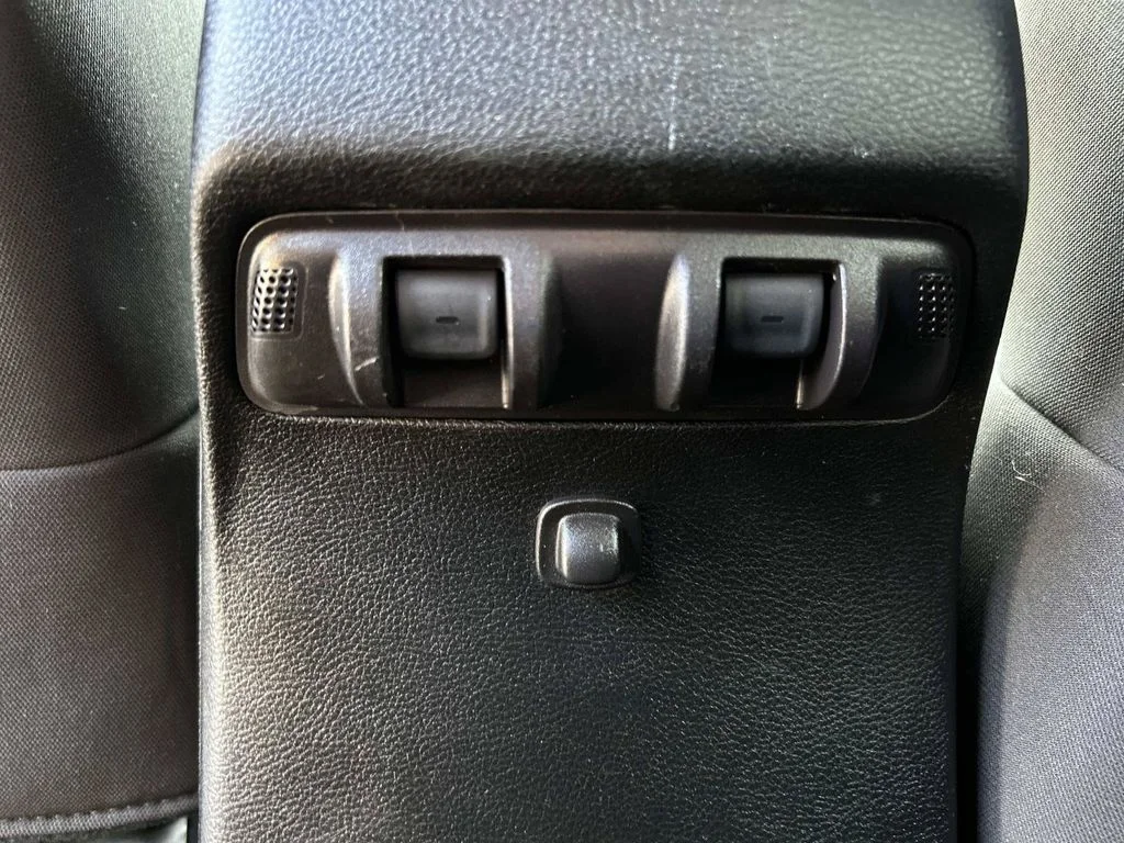 Used 2018 Black Jeep Unlimited Rubicon image 17