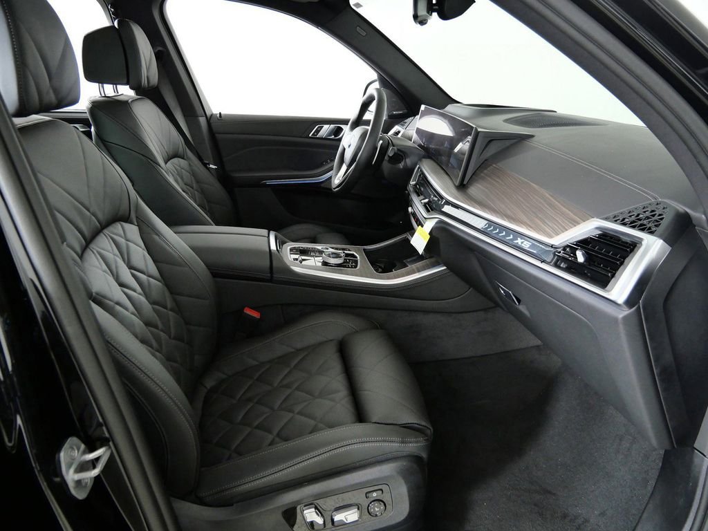 Used 2026 Black Sapphire Metallic BMW xDrive50e image 21