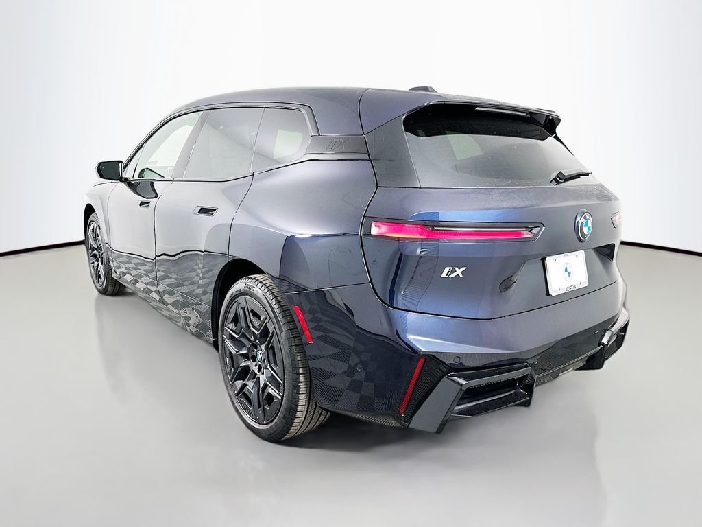 Used 2026 Carbon Black Metallic BMW xDrive45 image 7
