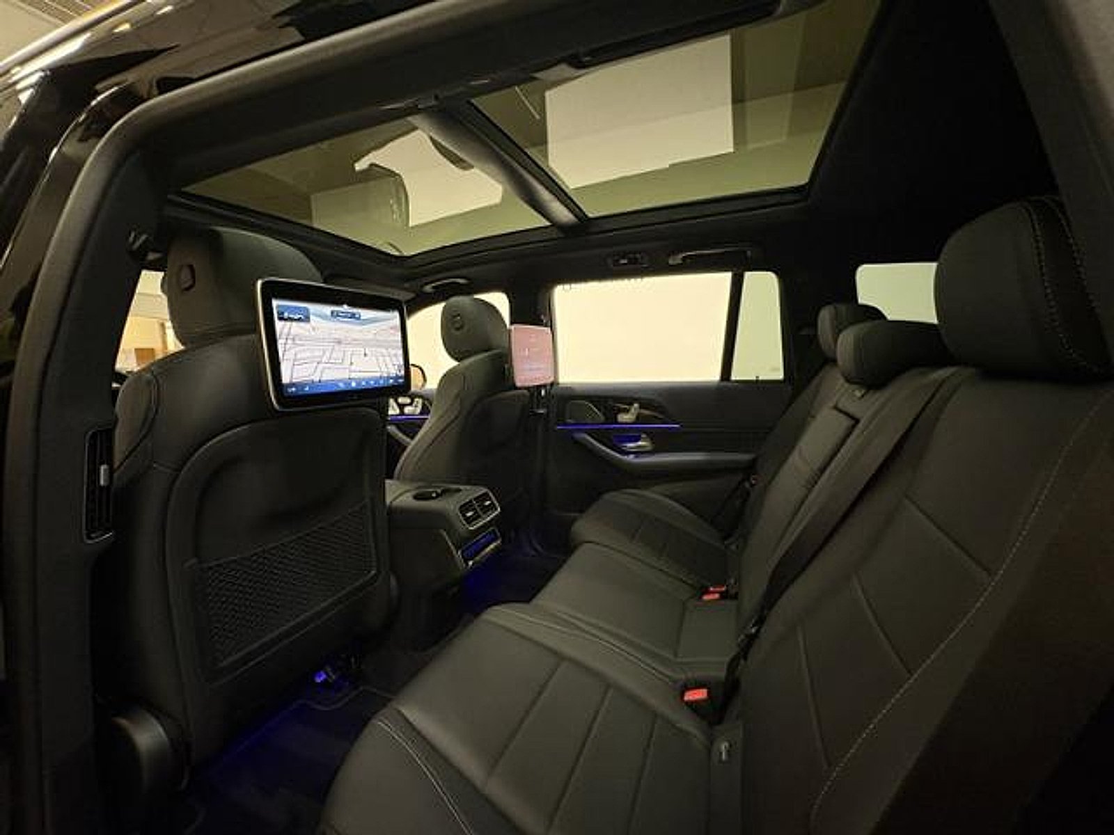 New 2026 Obsidian Black Metallic Mercedes-Benz 4MATIC® image 48