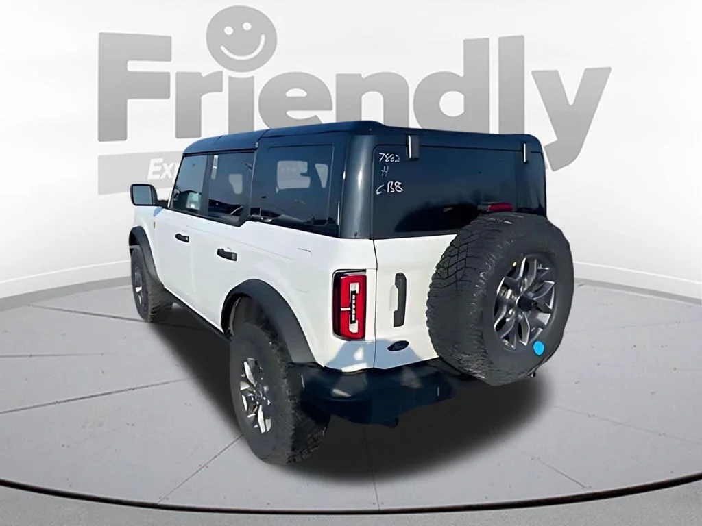 New 2025 Oxford White Ford Badlands® image 7