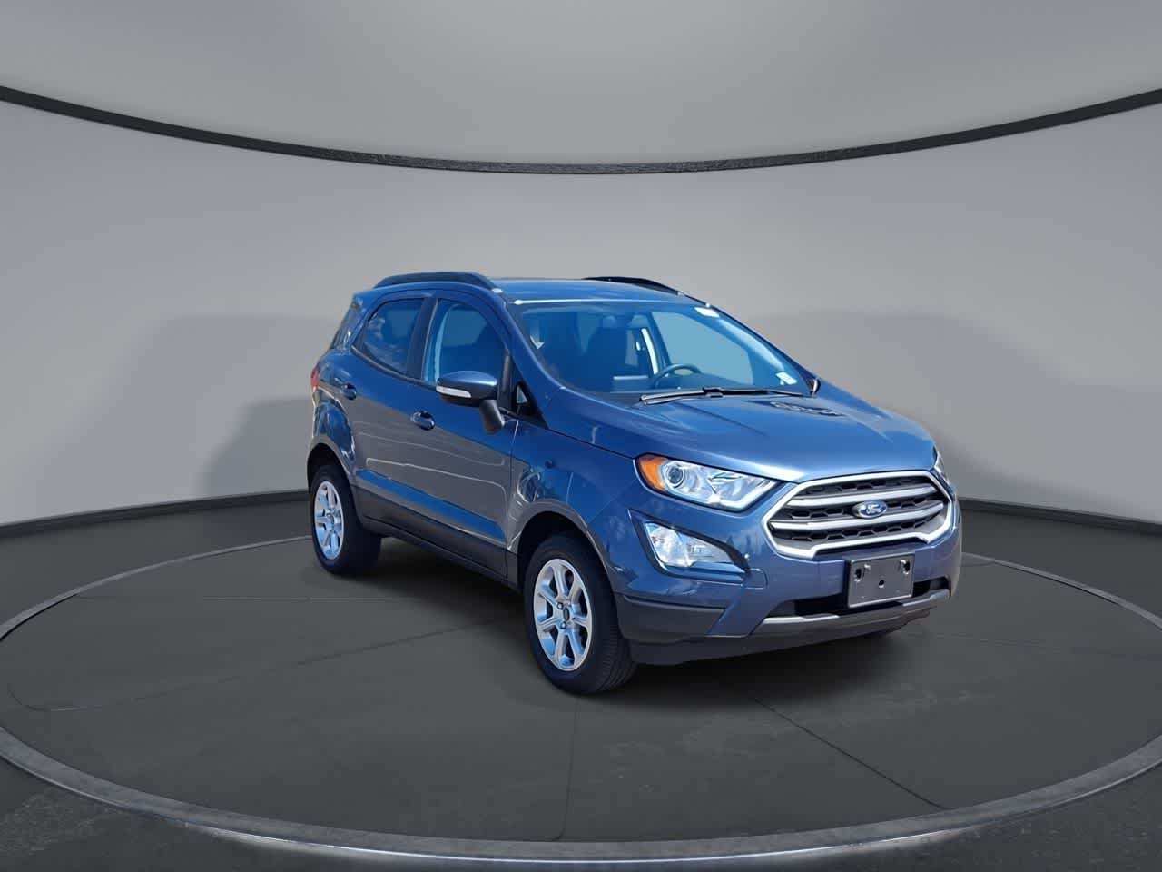 Used 2022 Blue Metallic Ford SE image 2