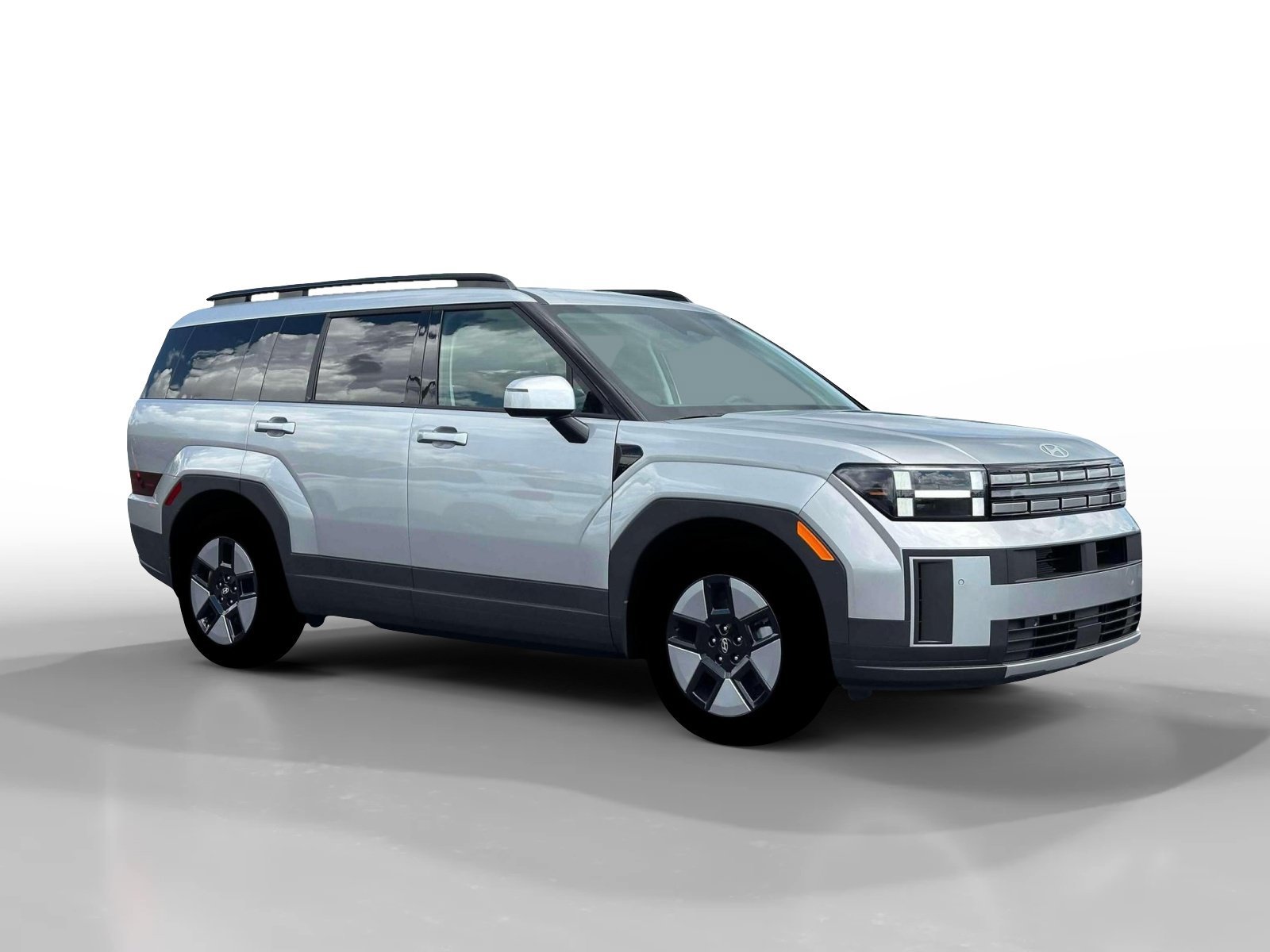 New 2026 Shimmering Silver Hyundai SEL image 10