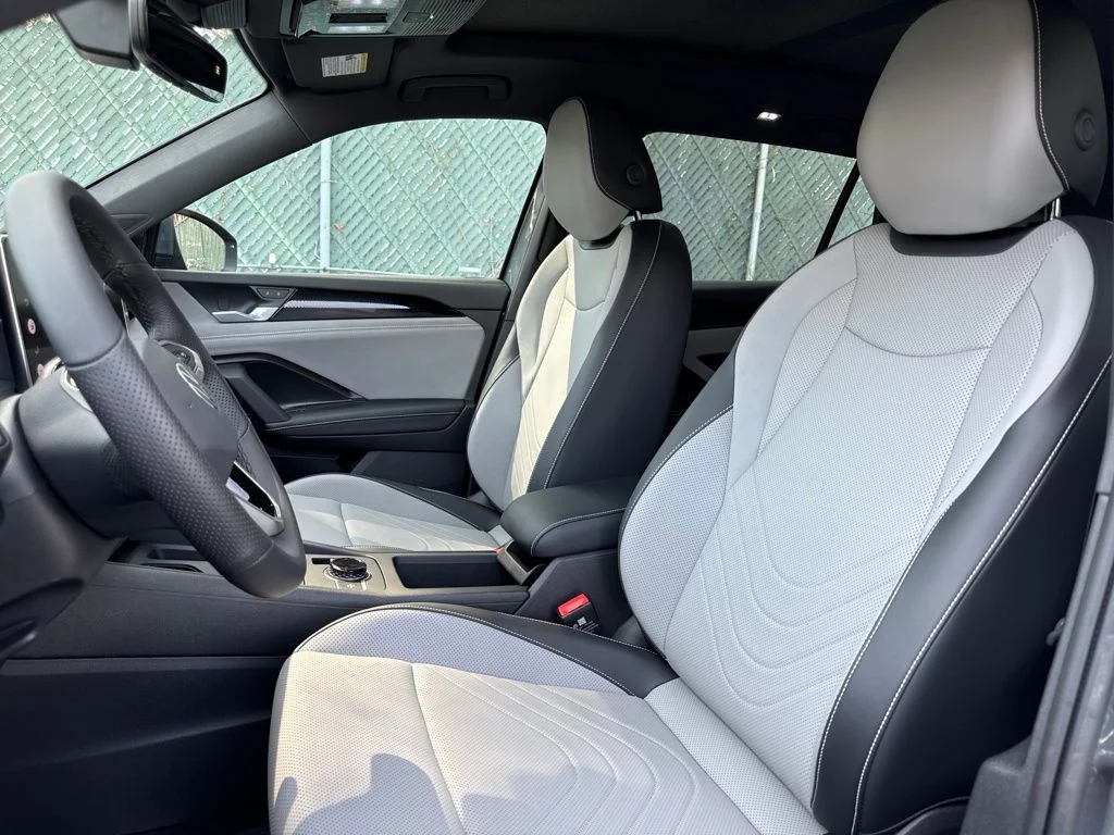 New 2026 Platinum Gray Metallic Volkswagen SE R-Line Black image 12