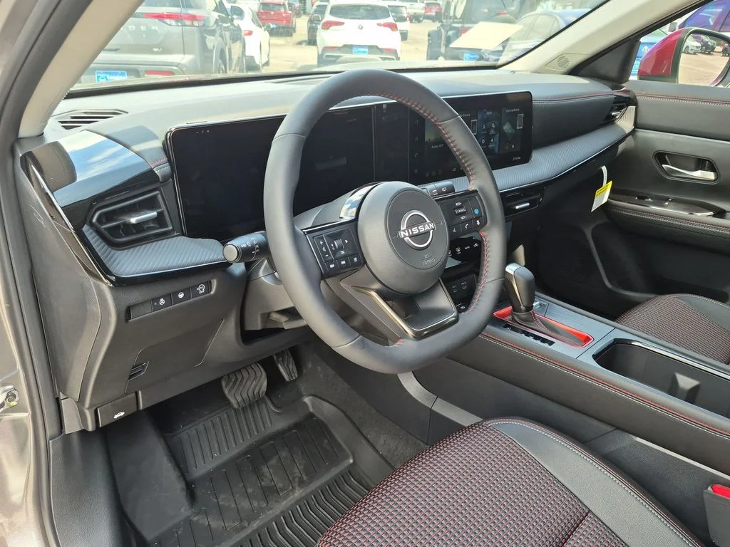 New 2027 Gray Nissan SR image 36