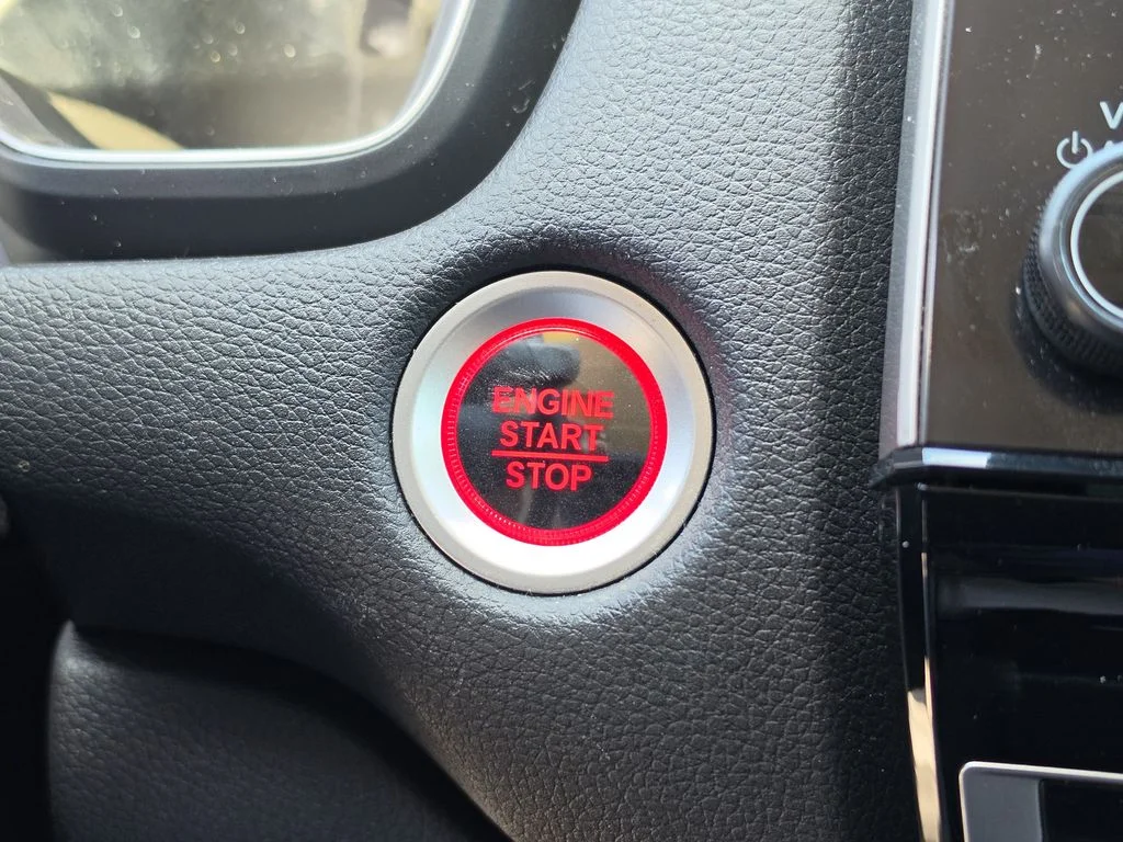 Certified Used 2017  Honda Touring image 32