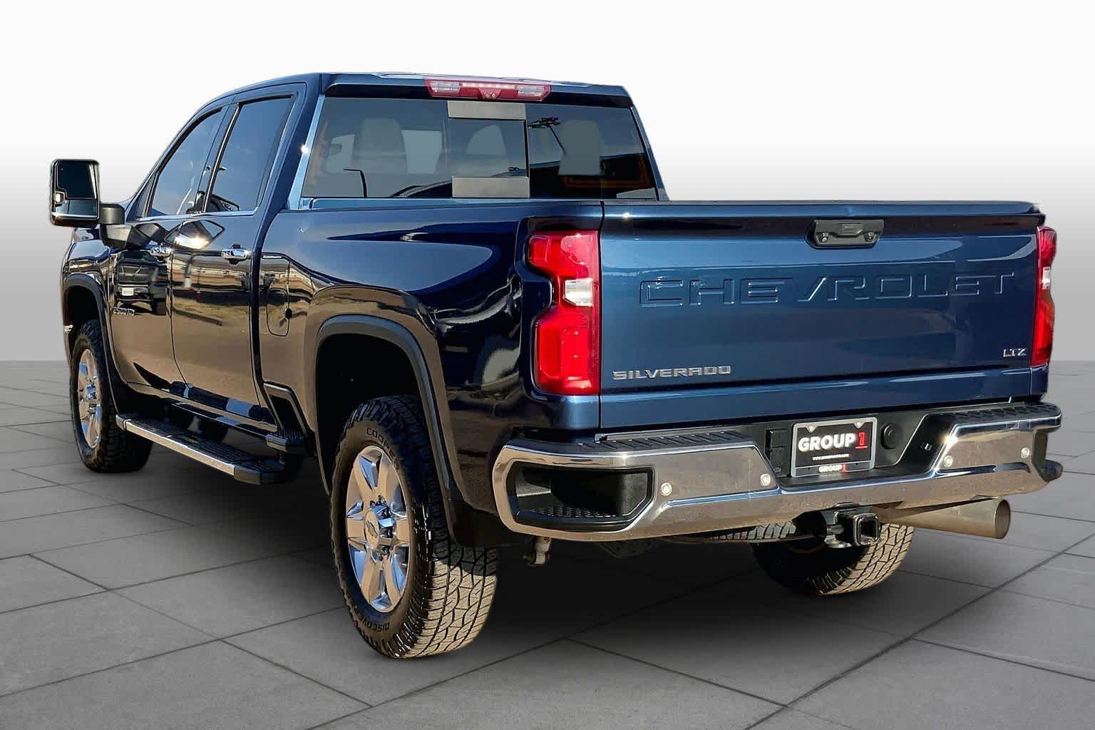 Used 2022 Northsky Blue Metallic Chevrolet LTZ image 12