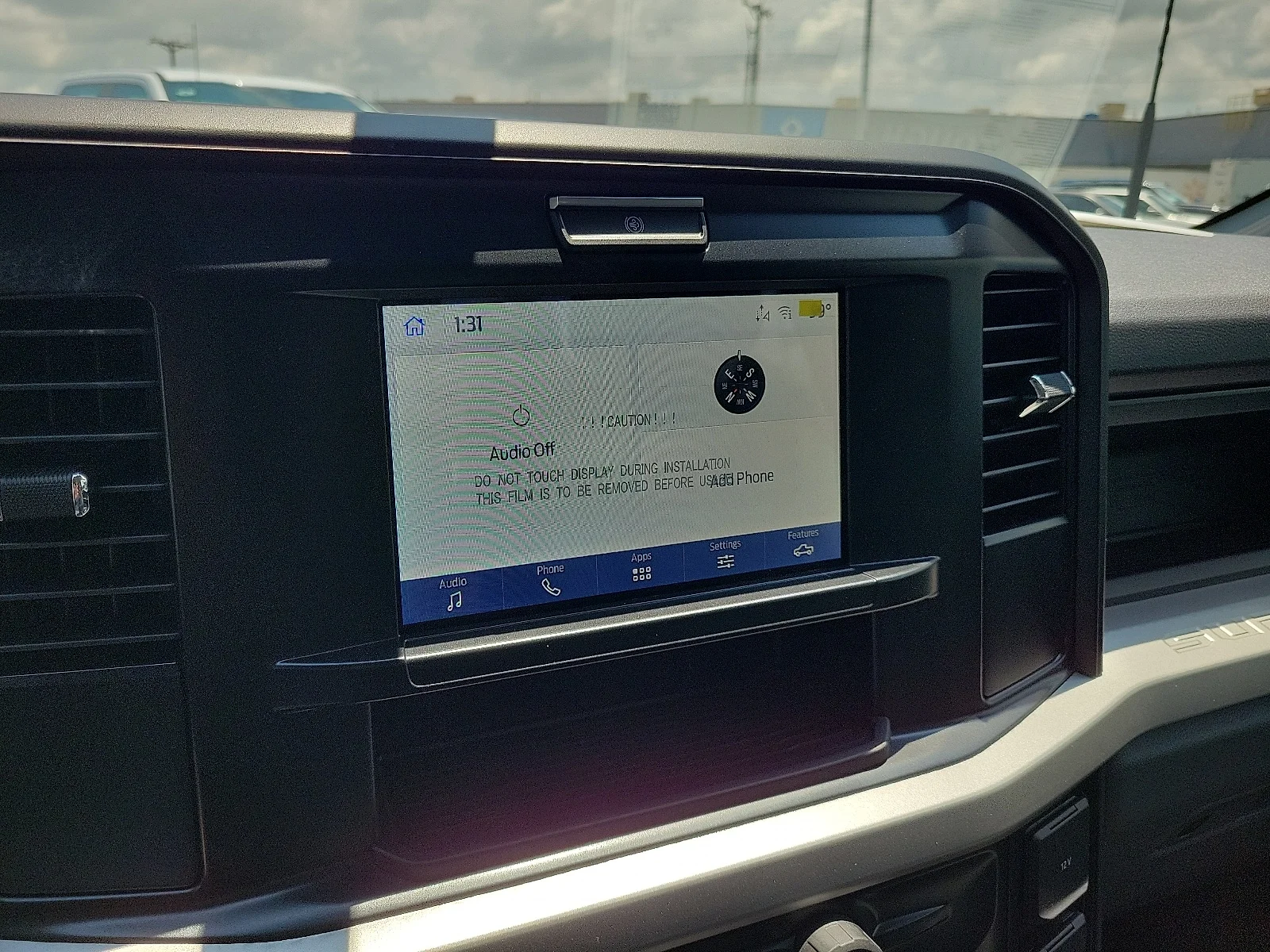 New 2025 Oxford White Ford F-250&reg; XL image 15