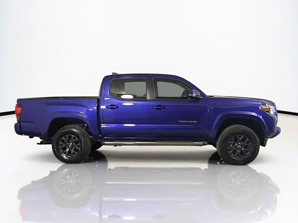 Used 2023 Blue Toyota SR5 image 4