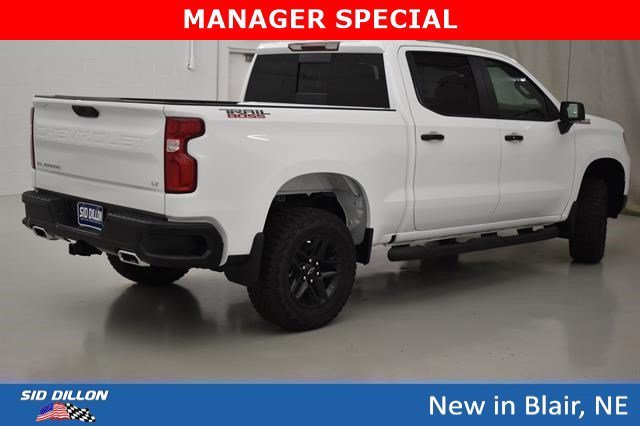 New 2026 Summit White Chevrolet LT Trail Boss image 14