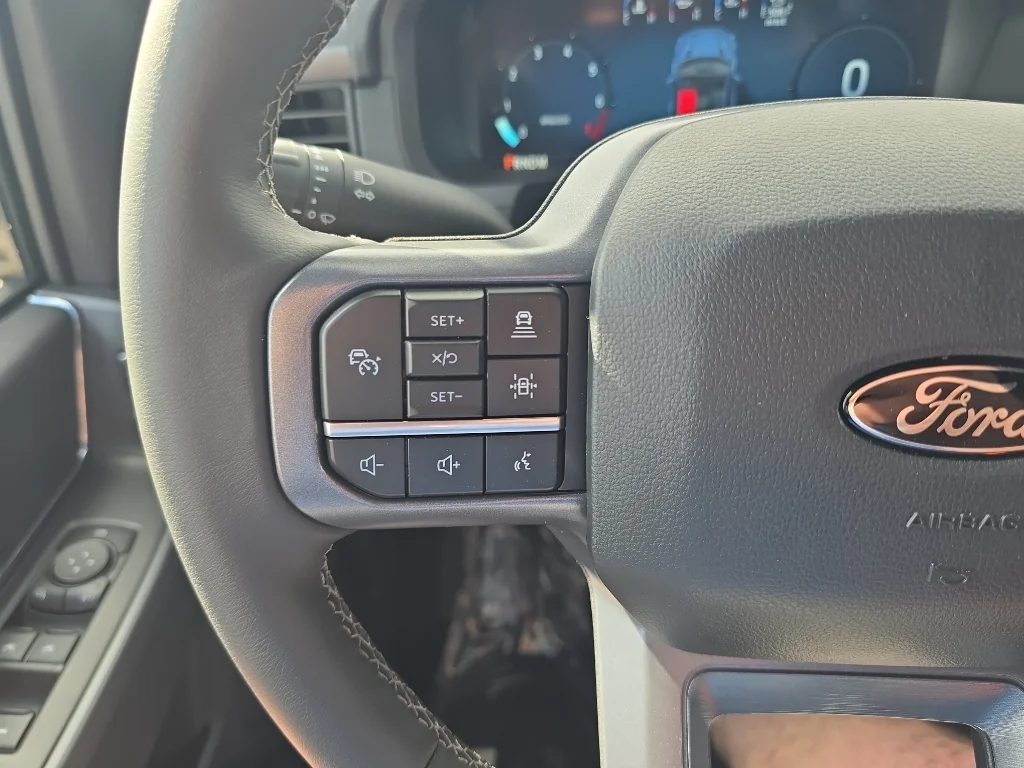 New 2026 Carbonized Gray Metallic Ford XLT image 16