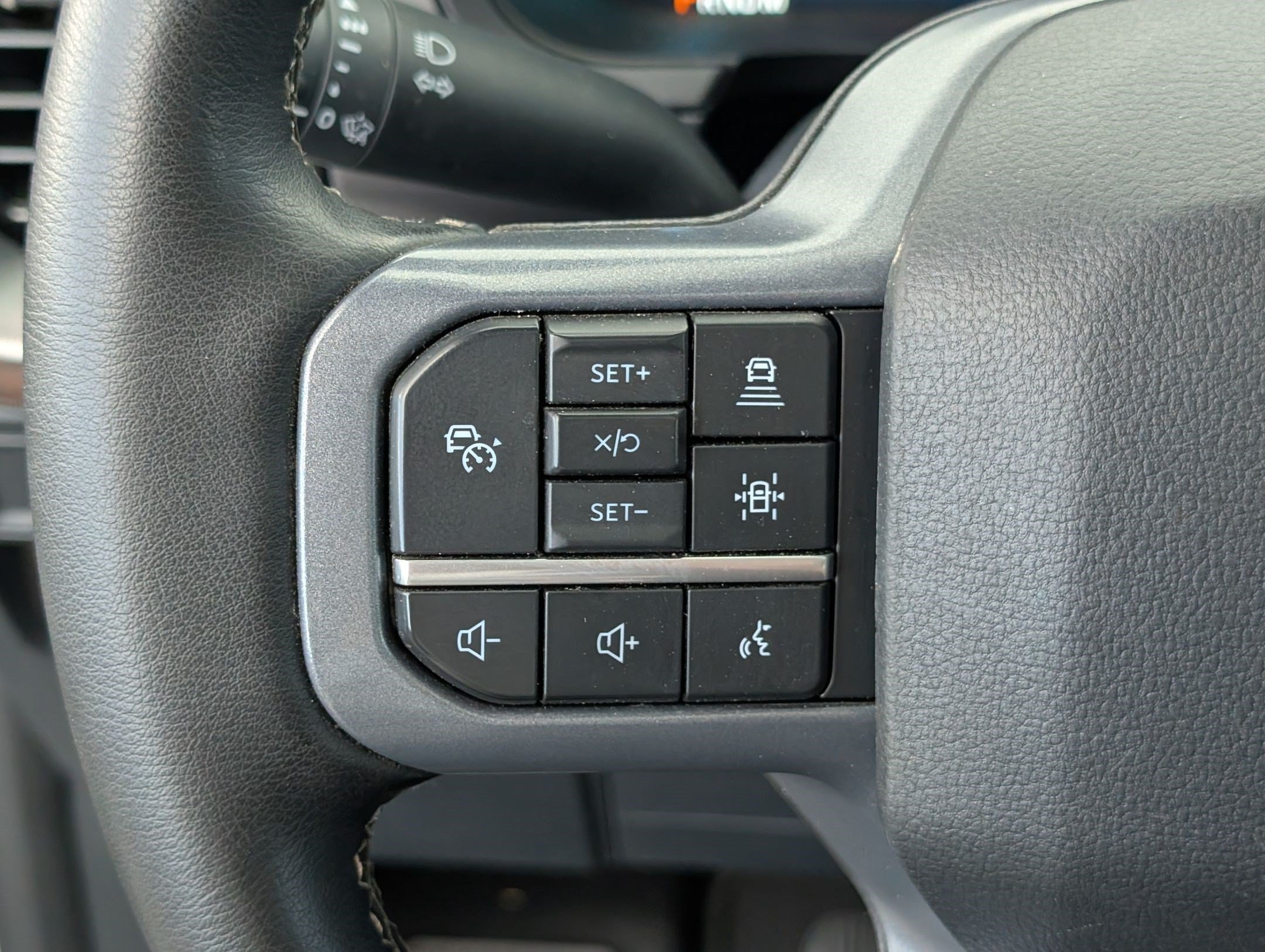 Certified Used 2025 Blue Ford LARIAT image 17