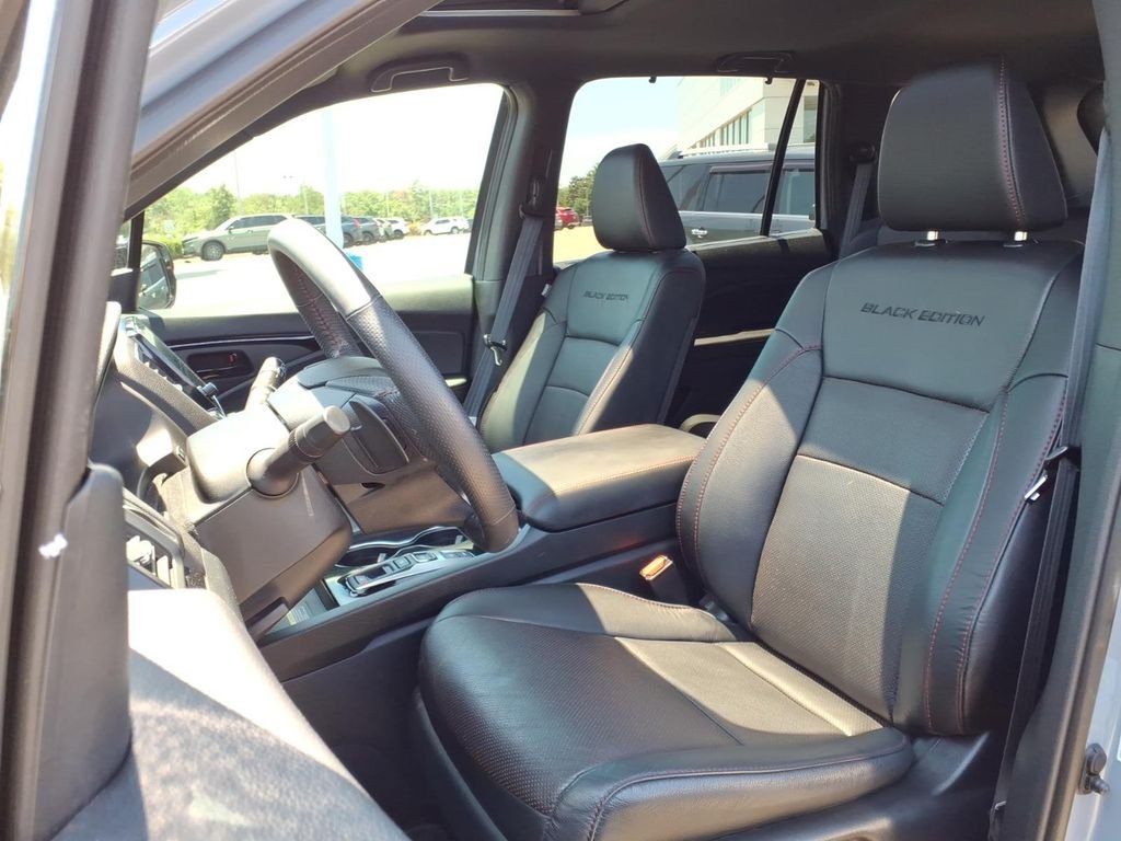 Used 2024 Sonic Gray Pearl Honda Black Edition image 4