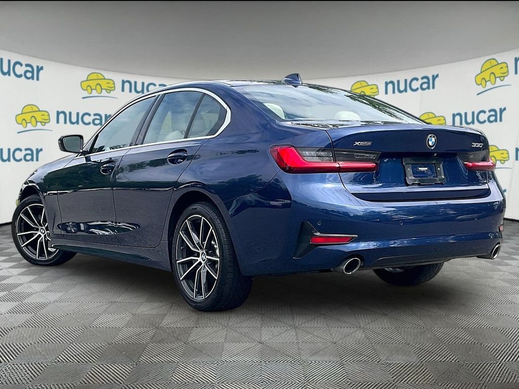 Used 2019 Blue BMW 330i xDrive image 4
