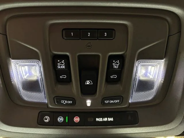 Used 2025 Titanium Rush Metallic GMC Elevation image 23