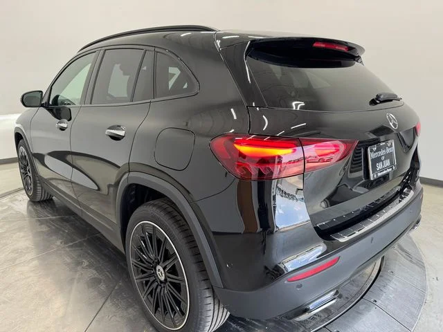New 2026 Cosmos Black Metallic Mercedes-Benz GLA 250 image 9