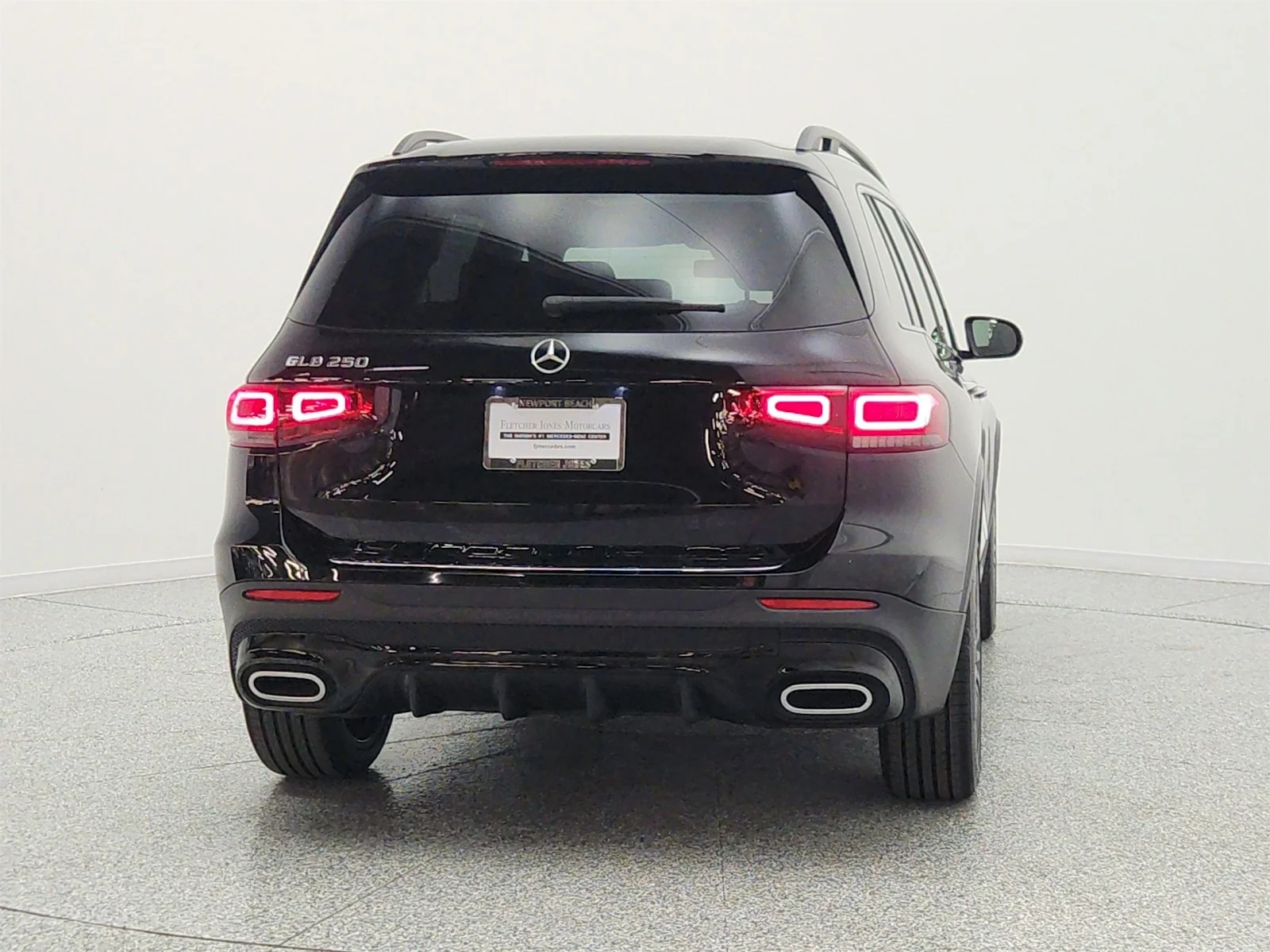 Used 2022 Night Black Mercedes-Benz GLB 250 SUV image 6