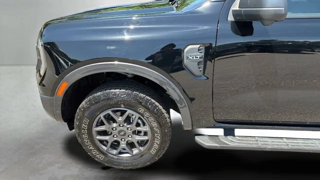 Used 2024  Ford XLT image 38
