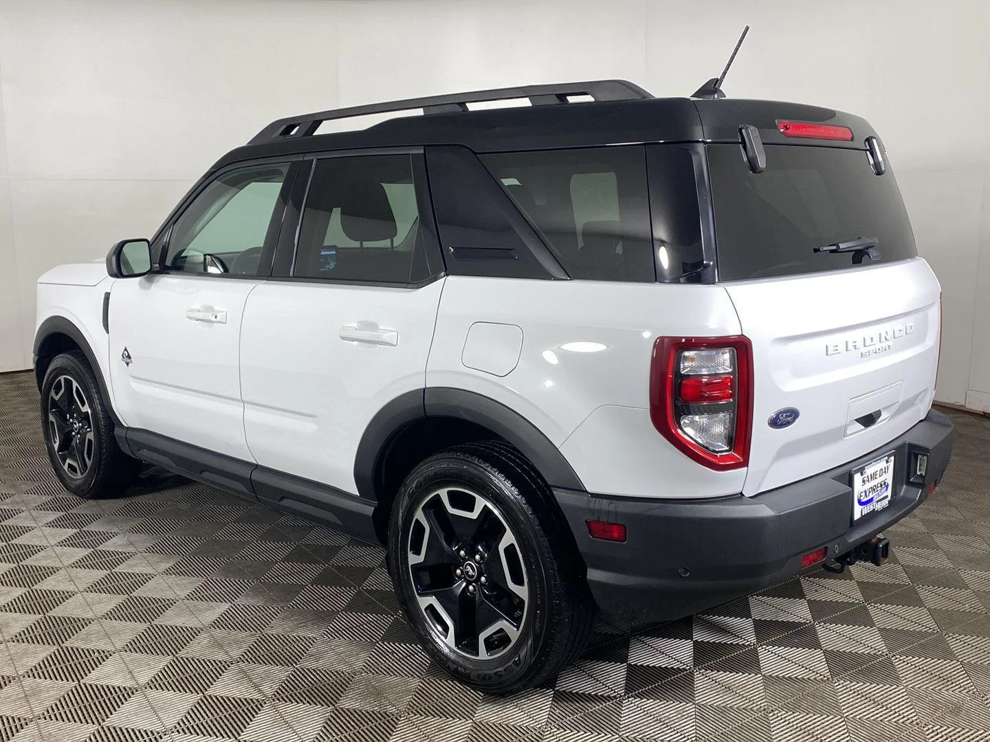 Used 2023 Oxford White Ford Outer Banks image 30