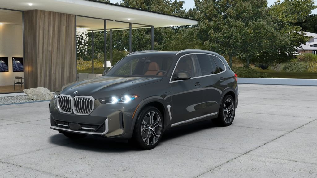 New 2026 Dravit Grey Metallic BMW xDrive50e image 25