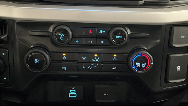 Used 2025 Carbonized Gray Metallic Ford XL image 17