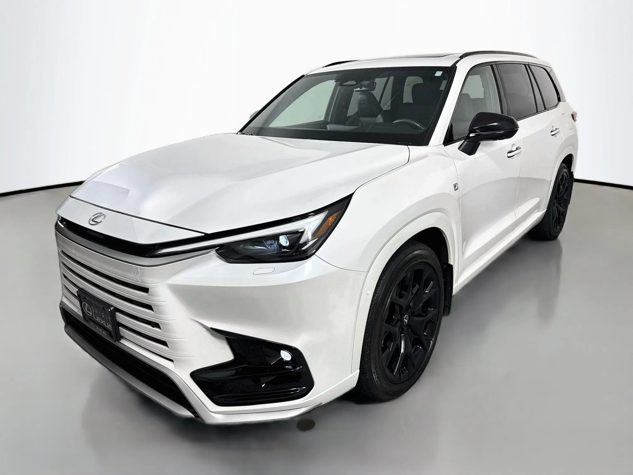 Certified Used 2025 Pearl Lexus 350 F SPORT Handling image 3
