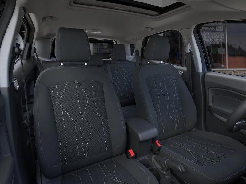 New 2021 Lightning Blue Metallic Ford SE image 10