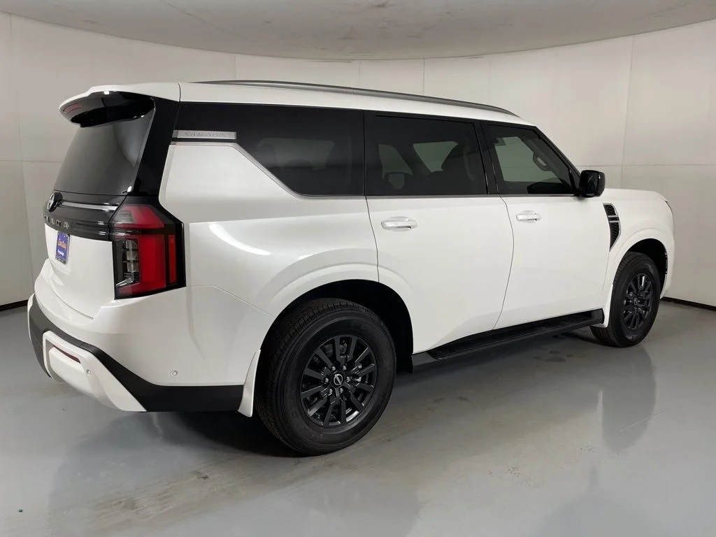 2026 Nissan Armada SV - Photo 8
