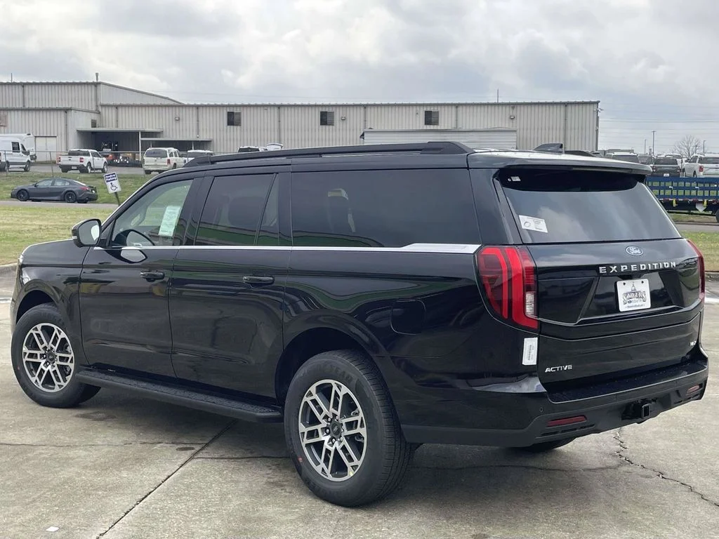 New 2026 Agate Black Metallic Ford Active image 5