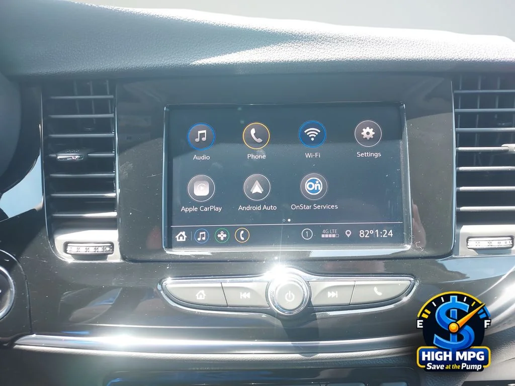 Used 2022 White Buick Preferred image 14