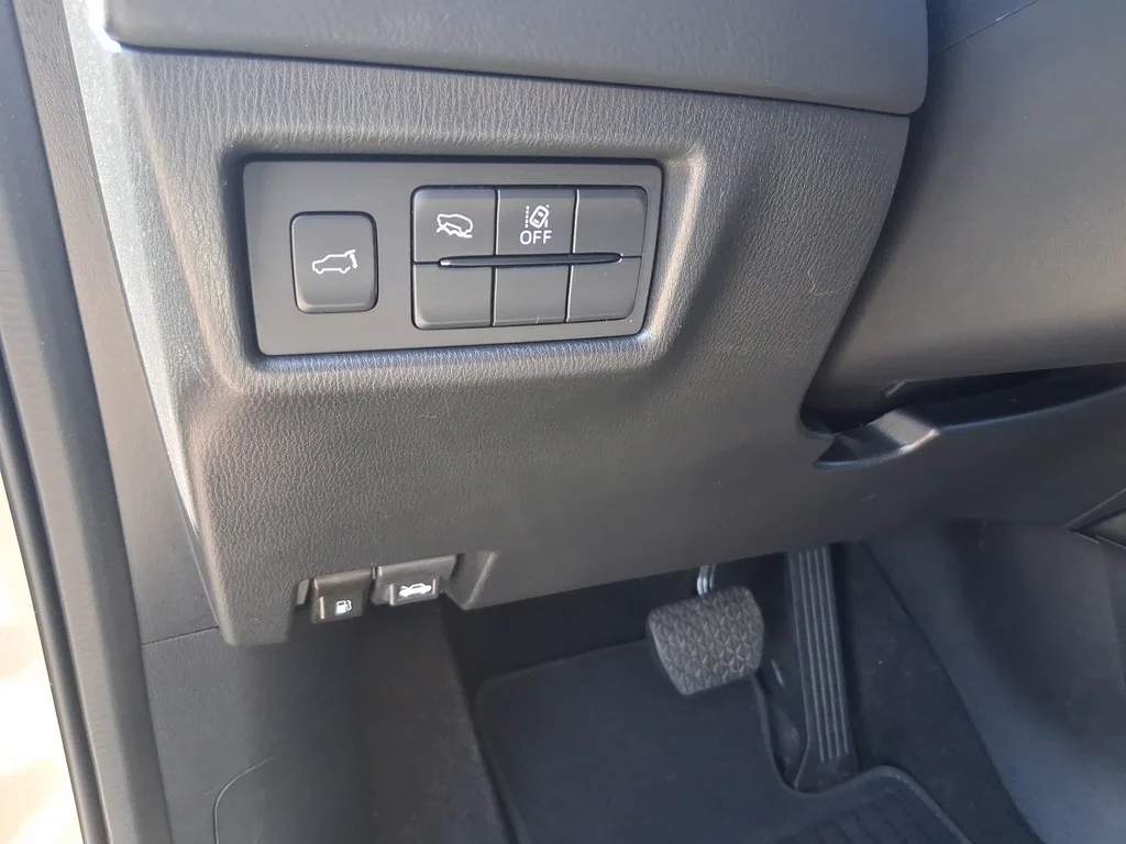 Used 2025 Silver Mazda 2.5 S Preferred Package image 27