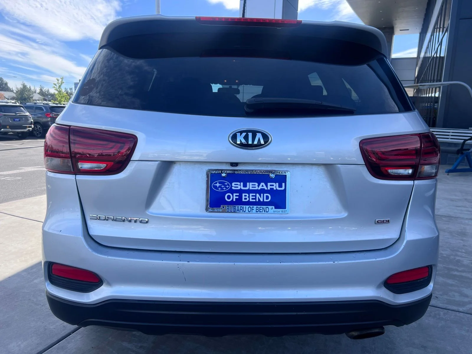 Used 2019 Sparkling Silver Kia L image 7
