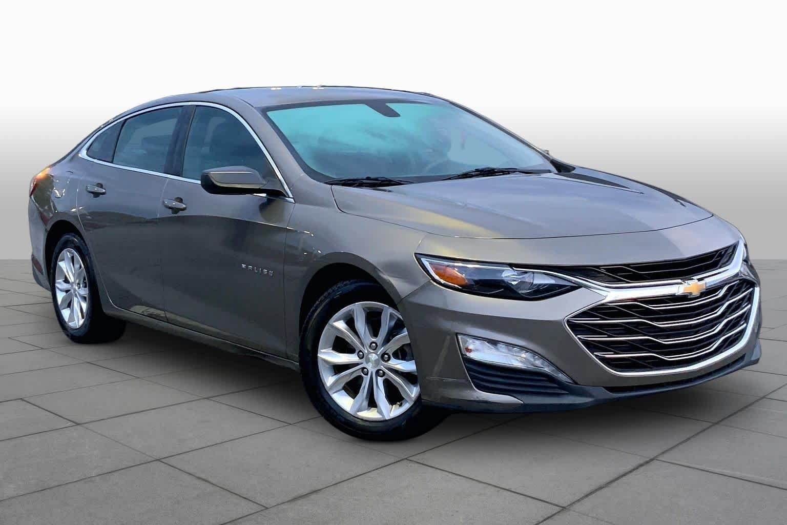 Used 2020 Stone Gray Metallic Chevrolet LT image 3