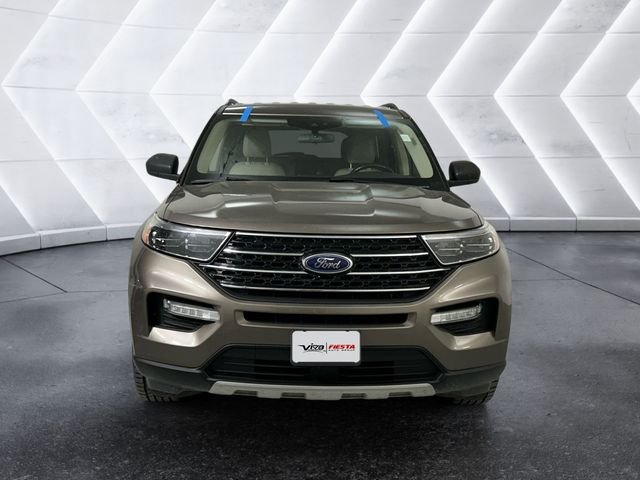Used 2021 Gray Ford XLT image 2
