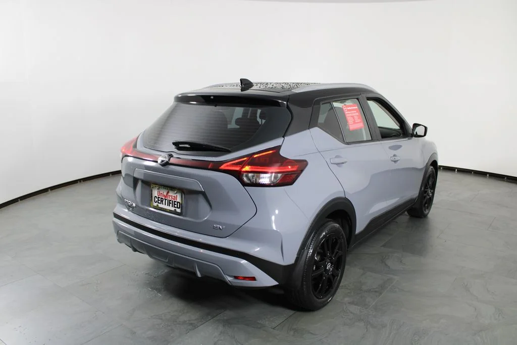 Certified Used 2023 Gray Nissan SV image 4