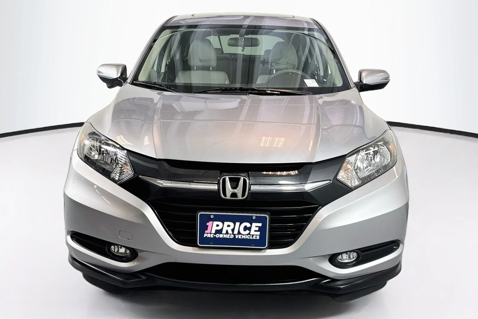 Used 2018 Lunar Silver Metallic Honda EX image 2