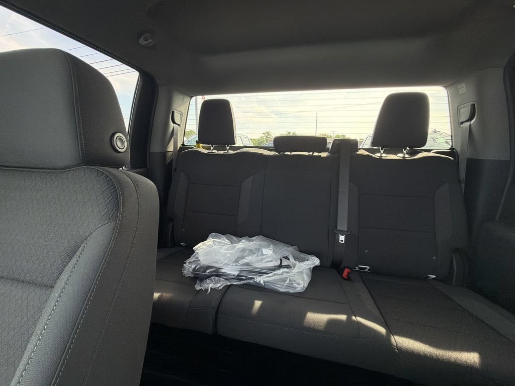 New 2026 Summit White GMC SLE DRW image 28
