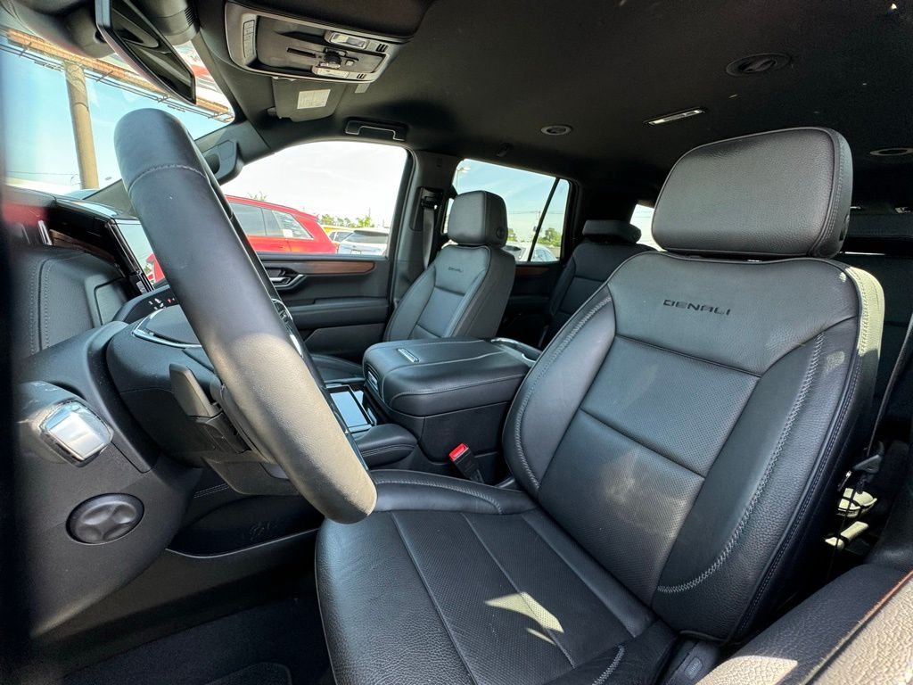 Used 2025 Black GMC Denali image 15