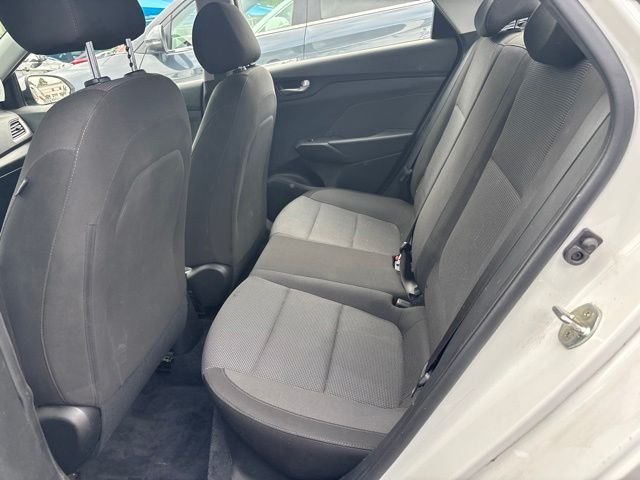 Used 2018 Frost White Pearl Hyundai SE image 7