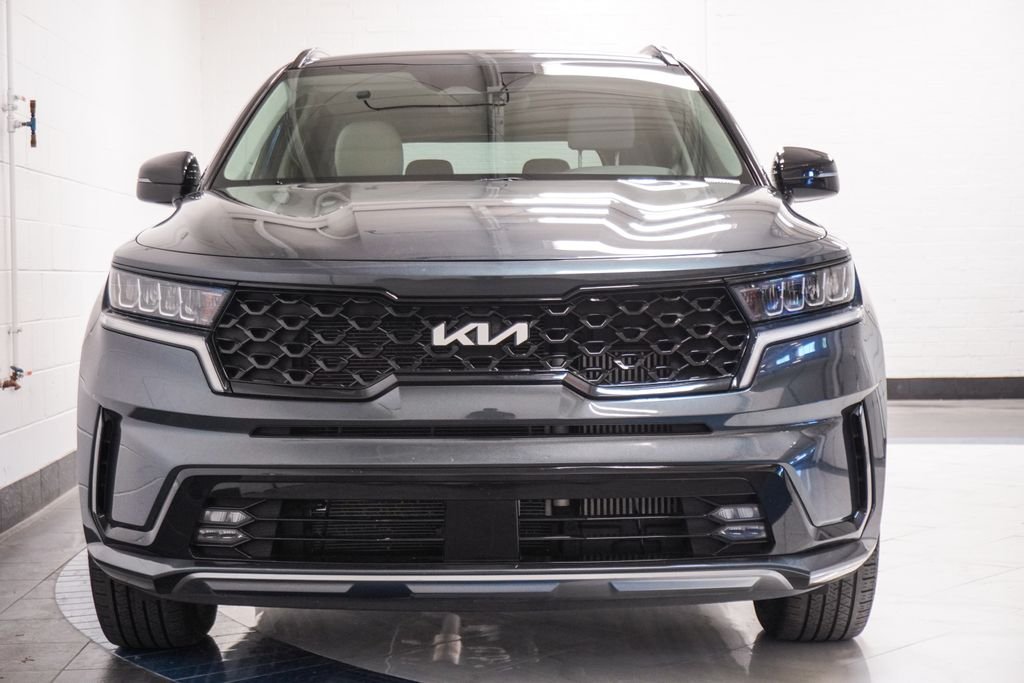 Used 2022 Gray Kia EX image 38
