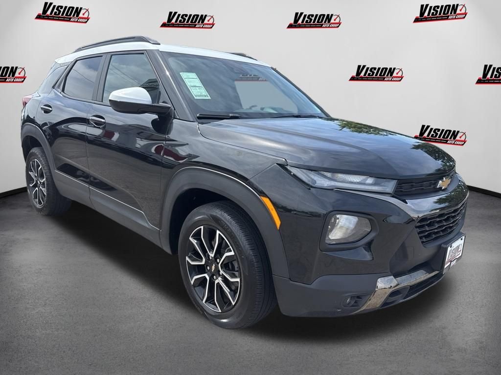 Used 2023 Black Chevrolet ACTIV image 3
