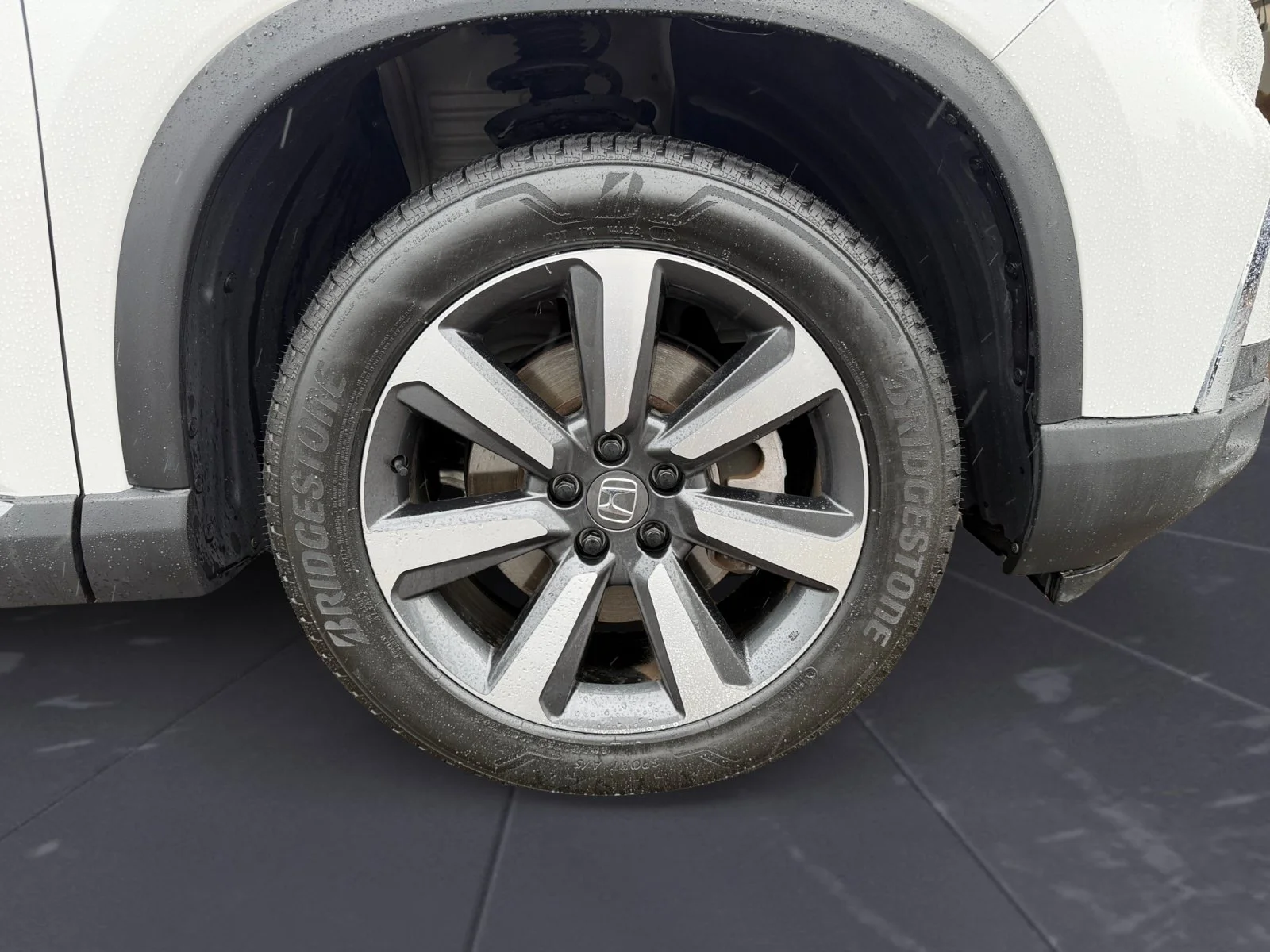 Certified Used 2024 White Honda Touring image 46